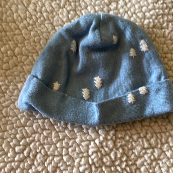 Boys Onesie and Hat - Picture 4 of 5